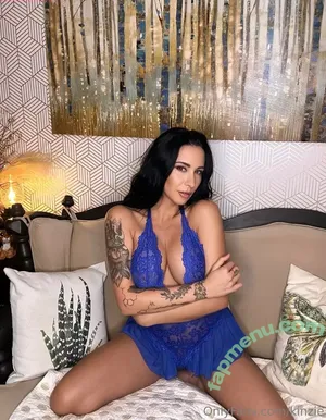 kinzie / kinzi3boo nude photo #0008