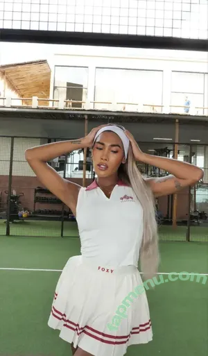 kira.asia.ts / kiranaroszie nude photo #0333