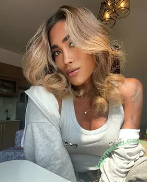 kira.asia.ts / kiranaroszie nude photo #0334