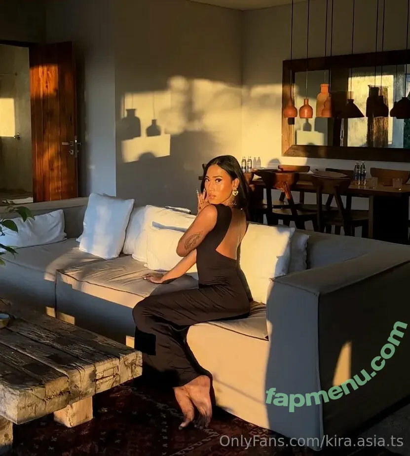 kira.asia.ts nude photo #0076 (kiranaroszie)