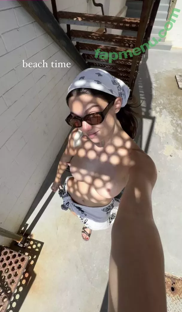 Kira Kosarin nude photo #0436 (kirakosarin)