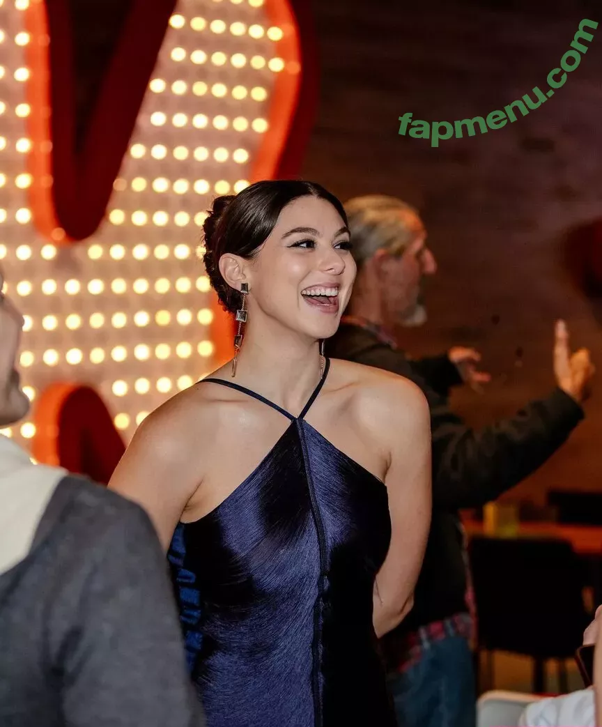 Kira Kosarin nude photo #0497 (kirakosarin)