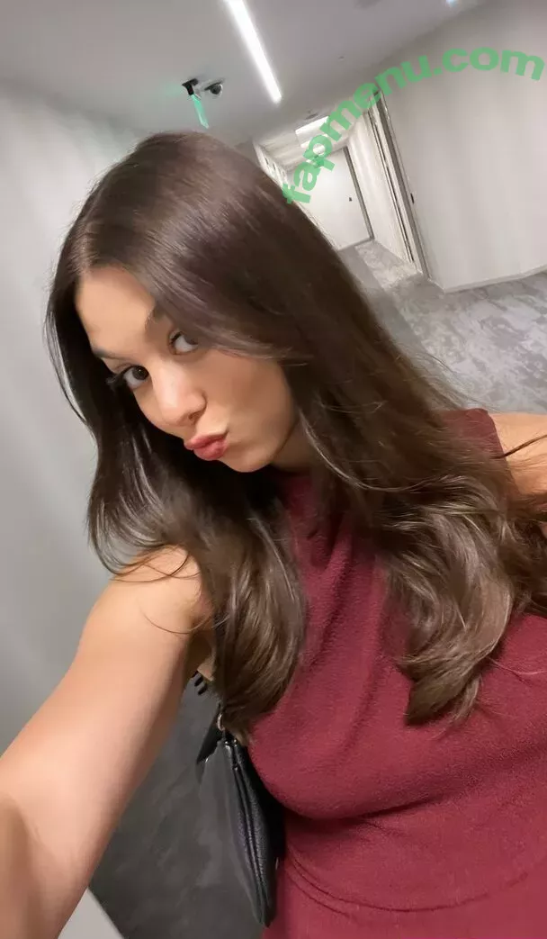 Kira Kosarin nude photo #0725 (kirakosarin)