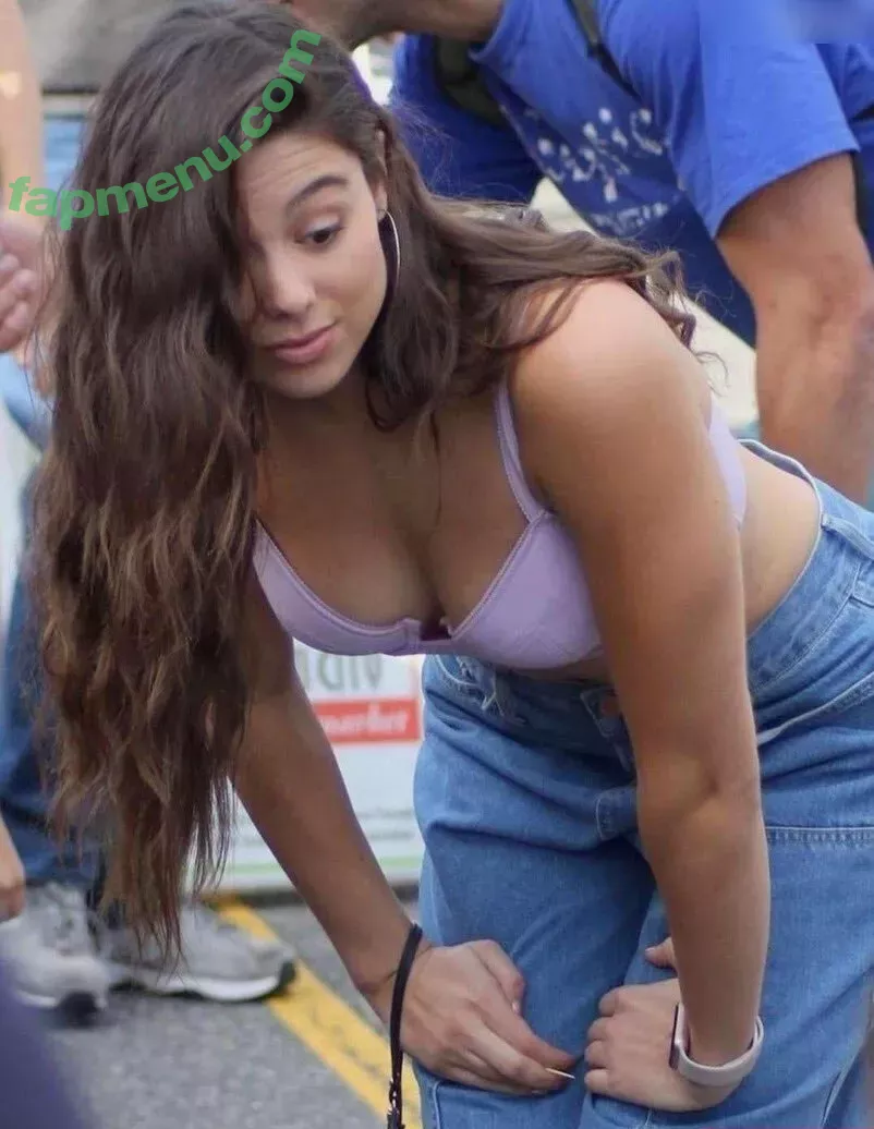 Kira Kosarin nude photo #0747 (kirakosarin)