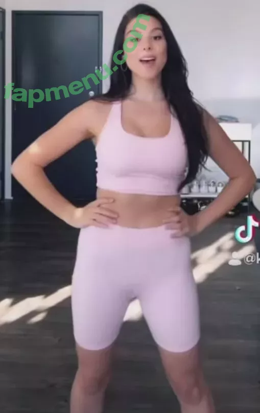 Kira Kosarin nude photo #0793 (kirakosarin)