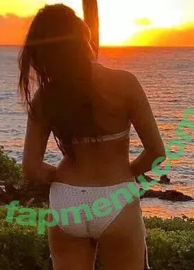 Kira Kosarin nude photo #0802 (kirakosarin)