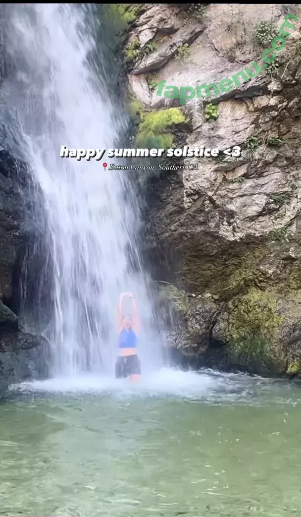 Kira Kosarin nude photo #0959 (kirakosarin)