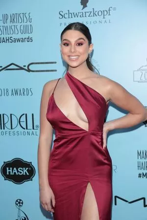 Kira Kosarin / kirakosarin nude photo #1128