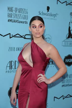 Kira Kosarin / kirakosarin nude photo #1131