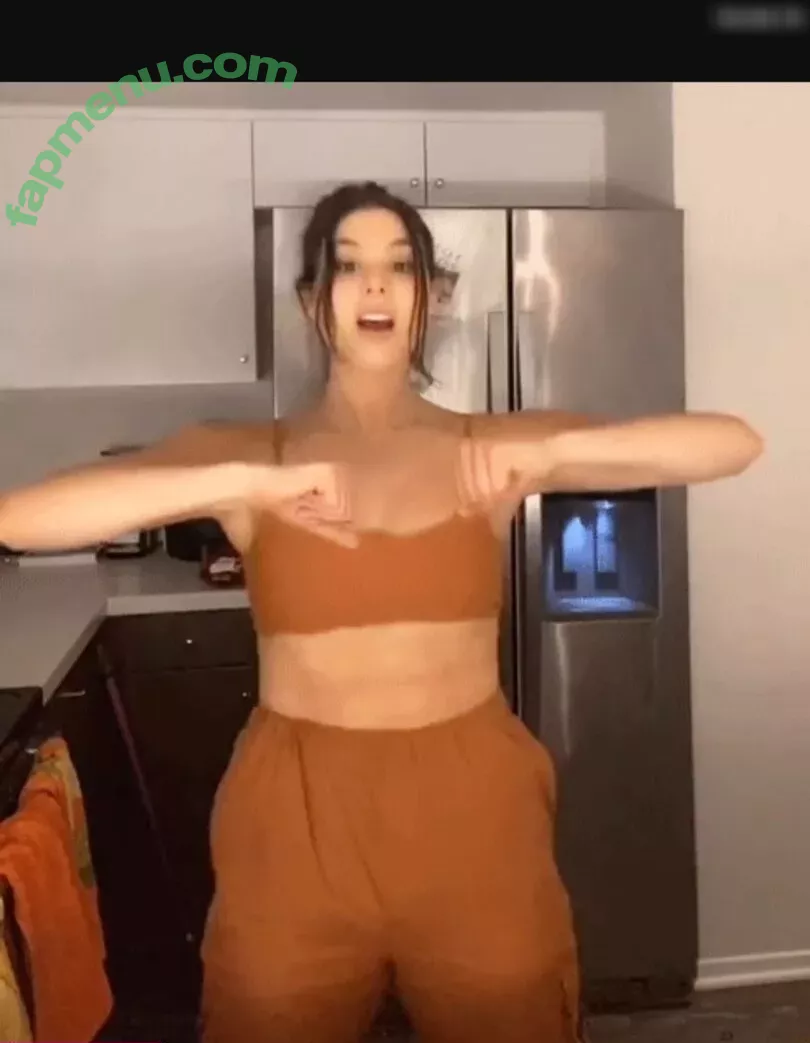 Kira Kosarin nude photo #1036 (kirakosarin)