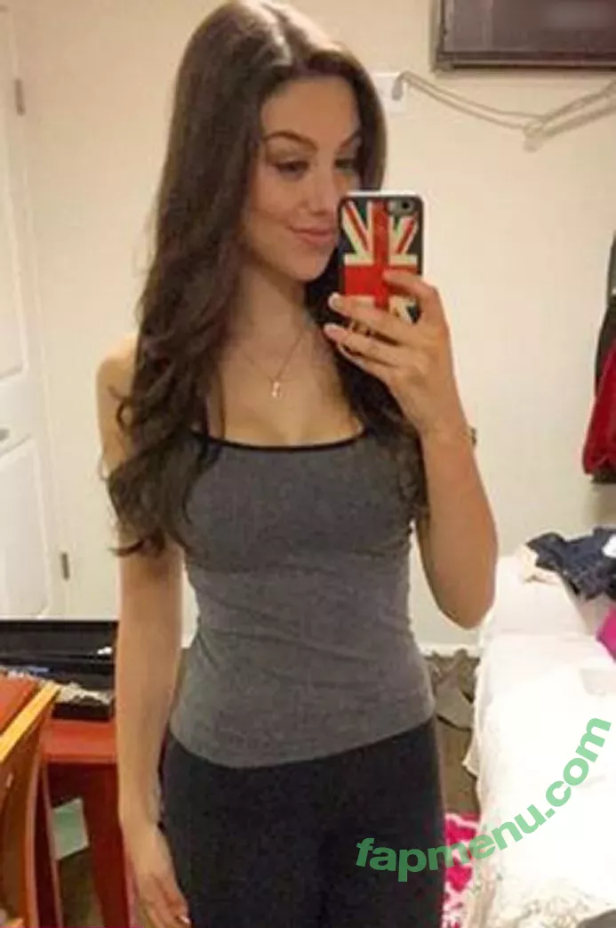 Kira Kosarin nude photo #1080 (kirakosarin)