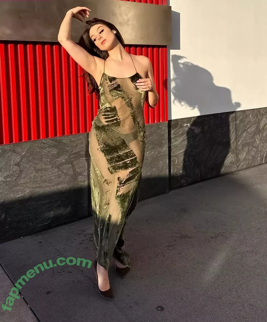 Kira Kosarin nude photo #1096 (kirakosarin)