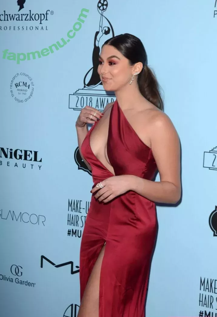 Kira Kosarin nude photo #1127 (kirakosarin)