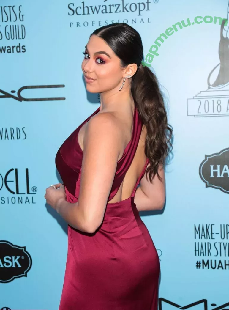 Kira Kosarin nude photo #1144 (kirakosarin)