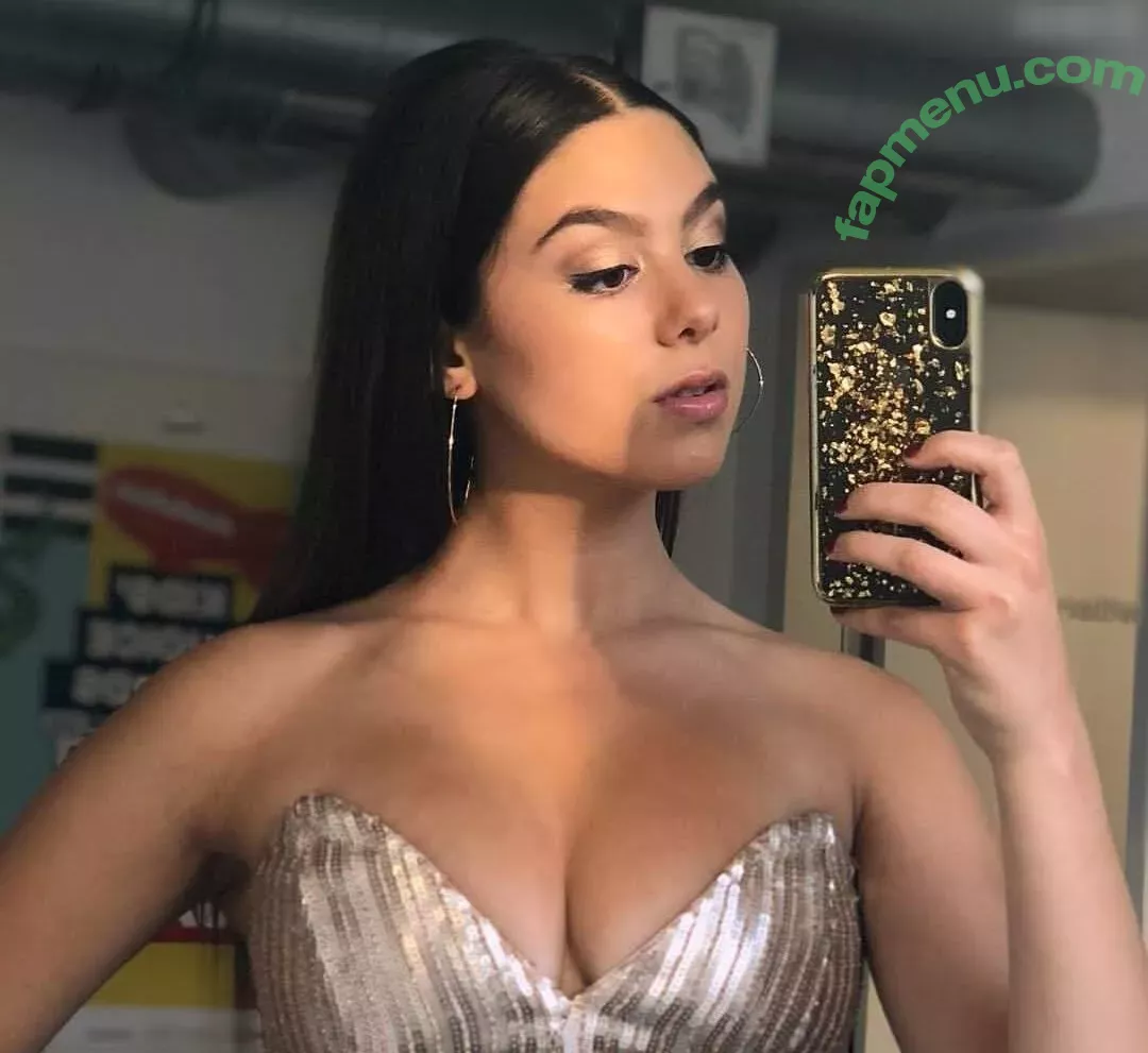 Kira Kosarin nude photo #1162 (kirakosarin)