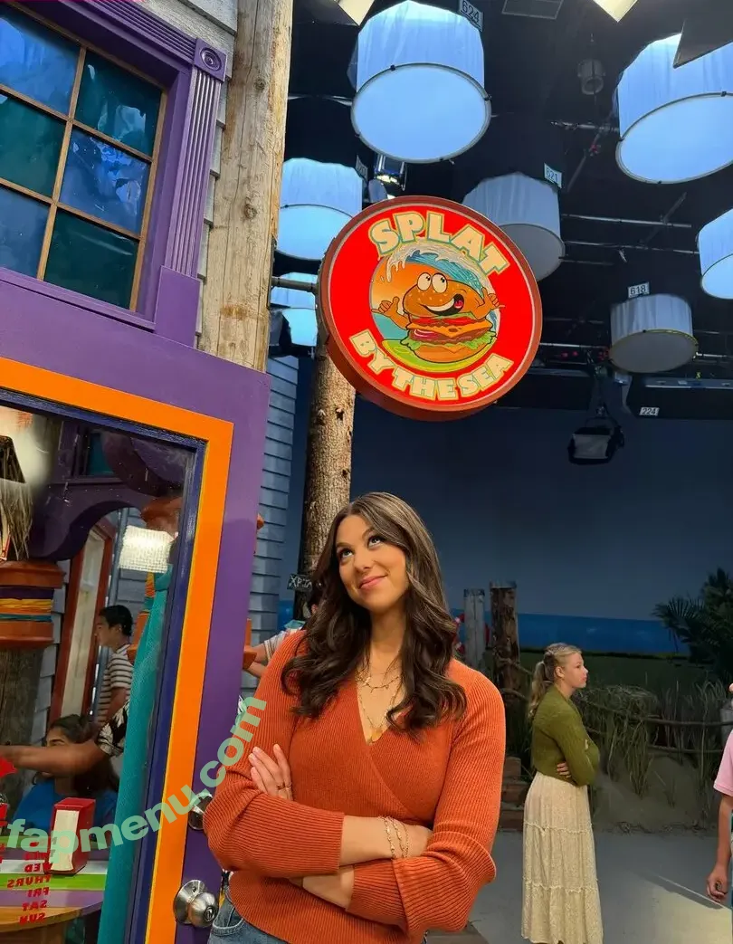 Kira Kosarin nude photo #1757 (kira_kosarin / kirakosarin)