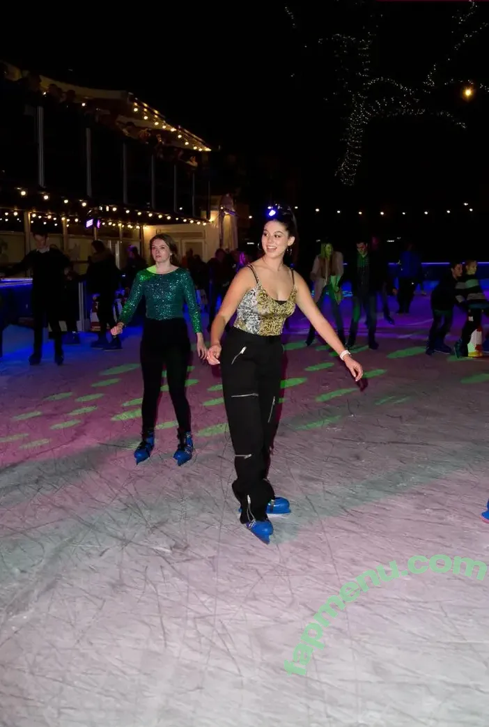 Kira Kosarin nude photo #1780 (kira_kosarin / kirakosarin)