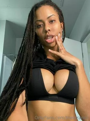 Kira Noir / thekiranoir / thekiranoirgram nude photo #0316