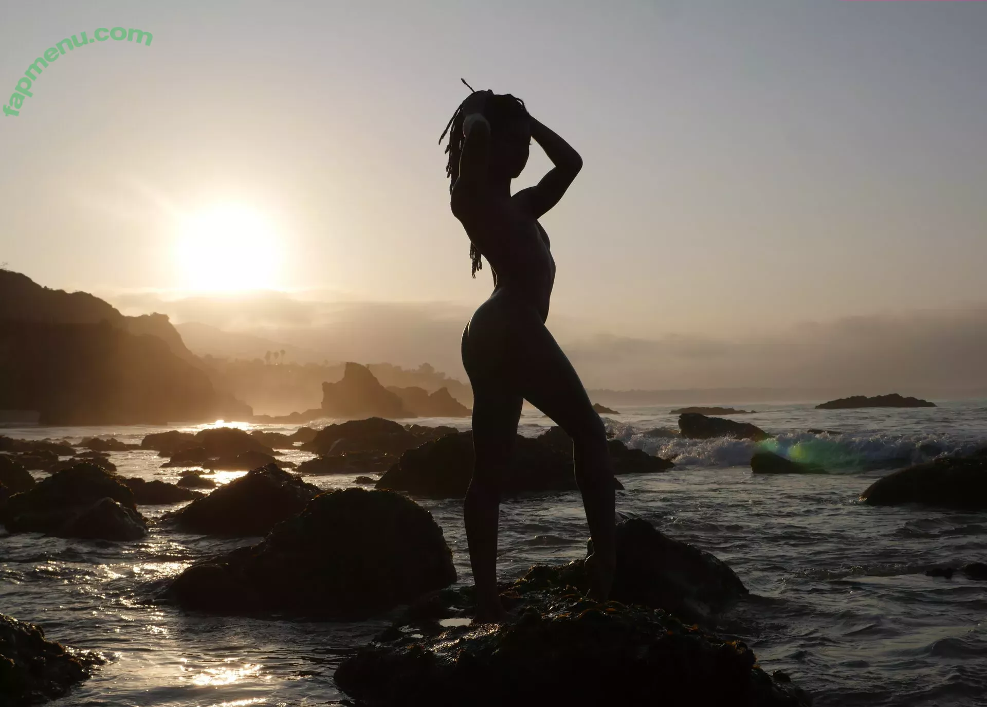 Kira Noir nude photo #0408 (thekiranoir / thekiranoirgram)