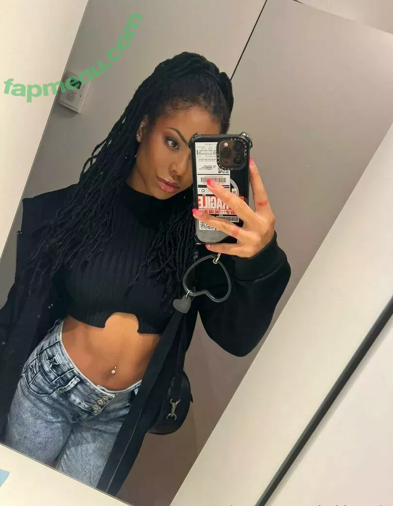 Kira Noir nude photo #0546 (thekiranoir / thekiranoirgram)