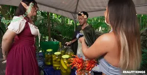 Kira Perez / actuallykiraperez / itsmekiraperez nude photo #0695