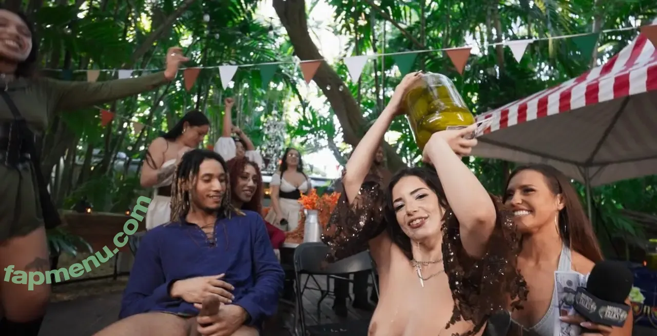 Kira Perez nude photo #0712 (actuallykiraperez / itsmekiraperez)