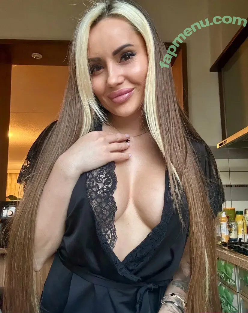 kira_pretty nude photo #0021 (kira_aver_)