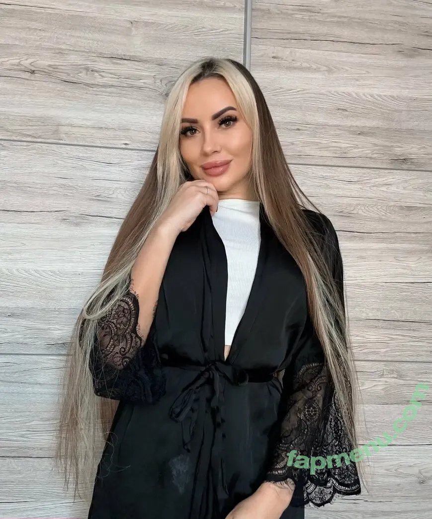 kira_pretty nude photo #0029 (kira_aver_)