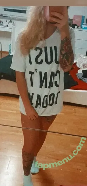  nude photo #0001