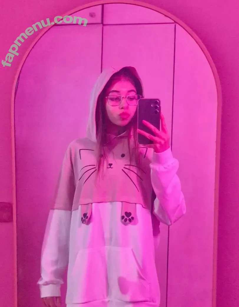 kira18years nude photo #0042 (kira18years)