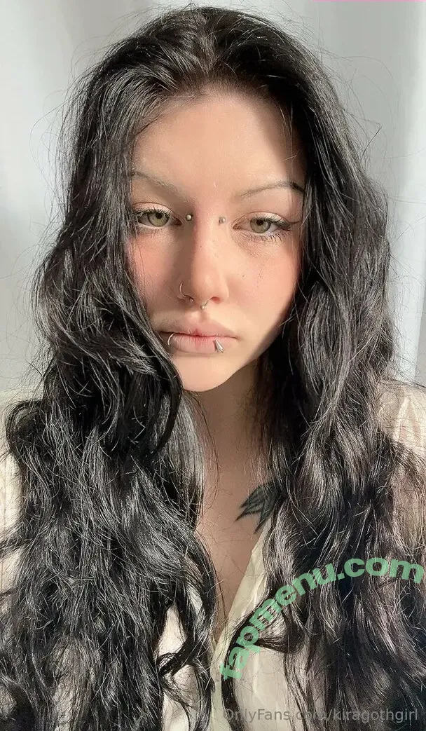 kiragothgirl nude photo #0013 (kira.gothgirl / kiraaa_love)