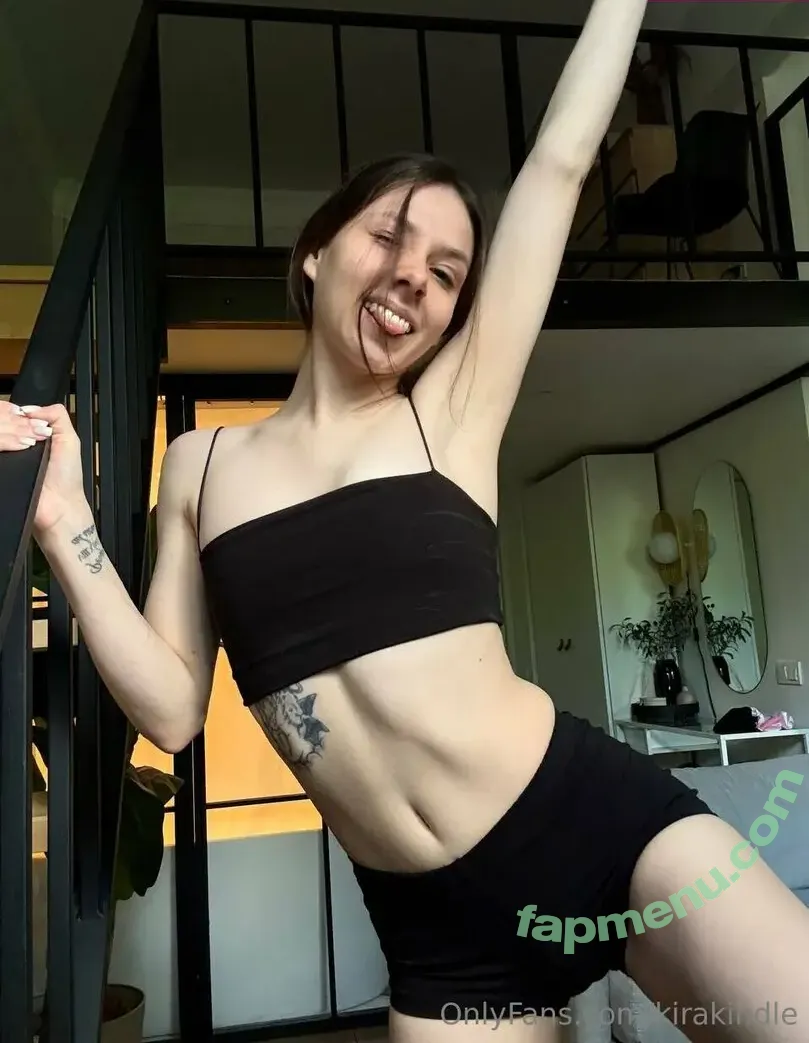 kirakindle nude photo #0007 (kindlekira)