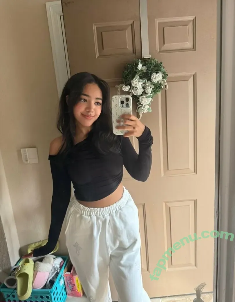 kiralacey nude photo #0060 (thekiralacey)