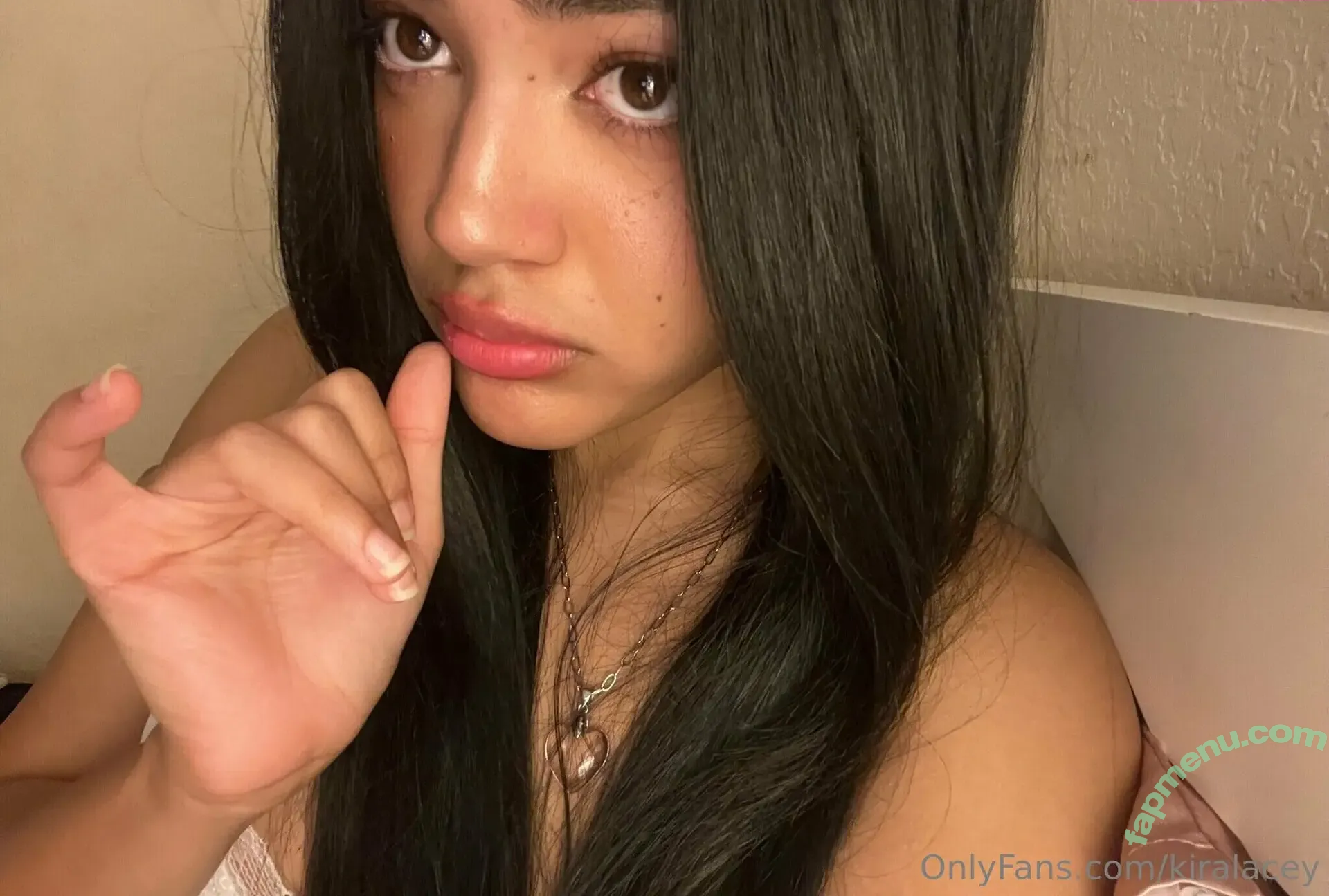 kiralacey nude photo #0075 (thekiralacey)