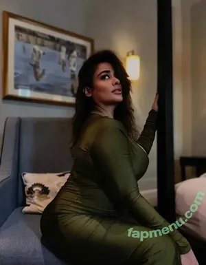 Kiran / kiran_rathore_official / kiranhayer nude photo #0047