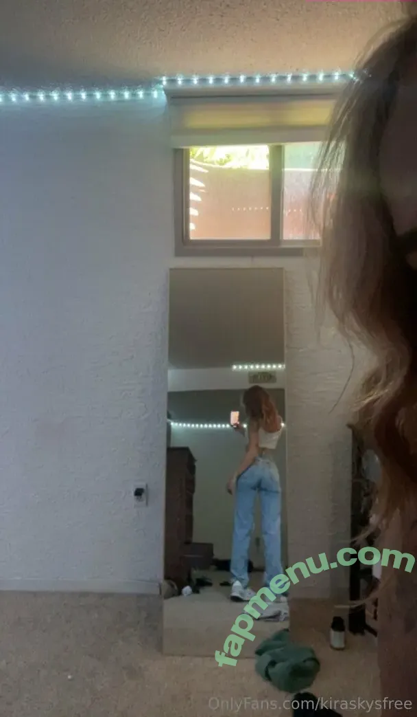 kiraskysfree nude photo #0004 (kiraskyss)