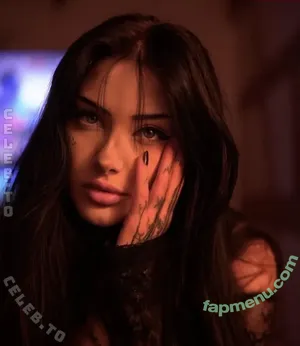 Kiratheghoul / kiki_slg / kiragitsune nude photo #0014