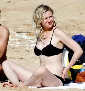 Kirsten Dunst / kirstendunst nude photo #0432