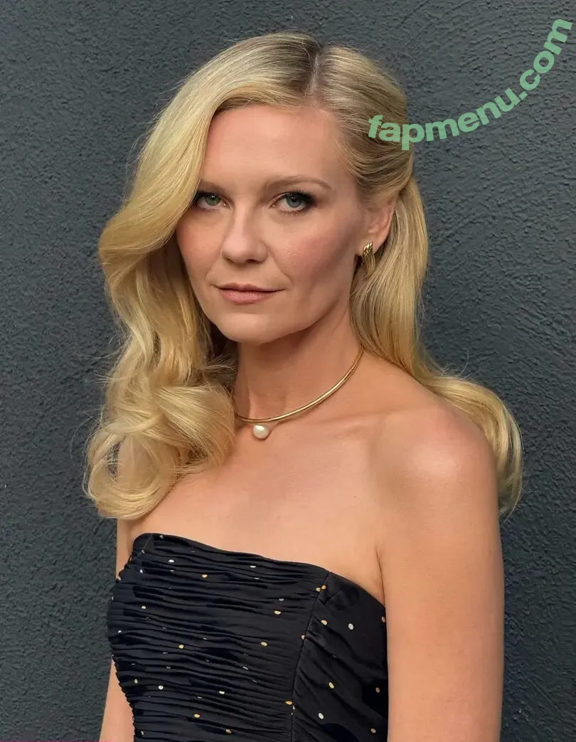 Kirsten Dunst nude photo #0648 (kirstendunst)