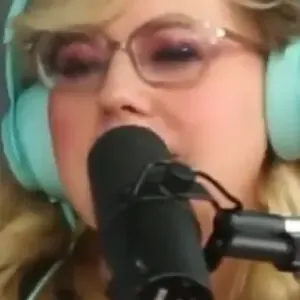 Kirsten Vangsness / kirstenvangsness nude photo #0007
