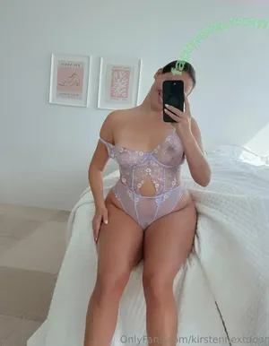 Kirstennextdoor / kirstenmomm nude photo #0010