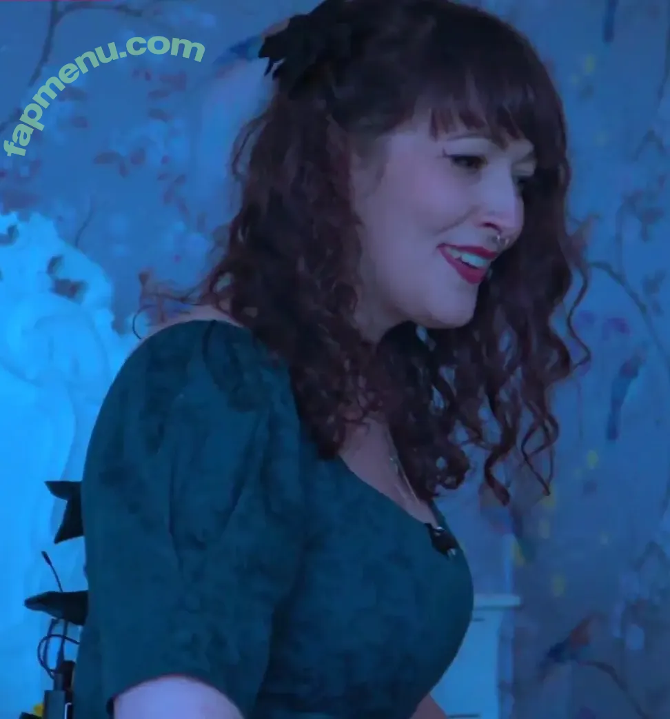 Kirsty nude photo #0312 (Korsty_ / aloegoddess / blondekristy / kirstyaustin7 / kirstylouisewells)