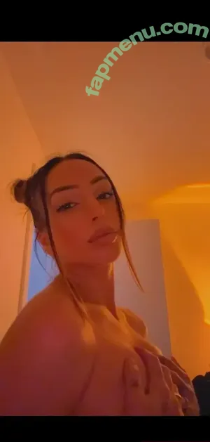 kissahxofree / kista_kisses nude photo #0025