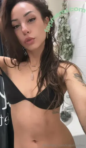 kissahxofree / kista_kisses nude photo #0035