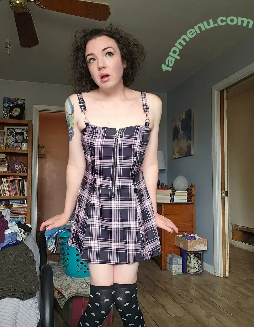 kisses4kira nude photo #0017 (kysses4kira)