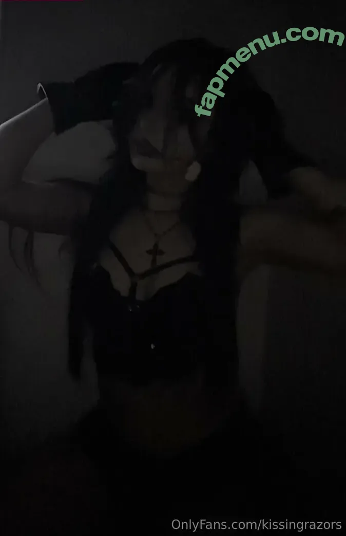 kissingrazors nude photo #0011 (kissingrazors)