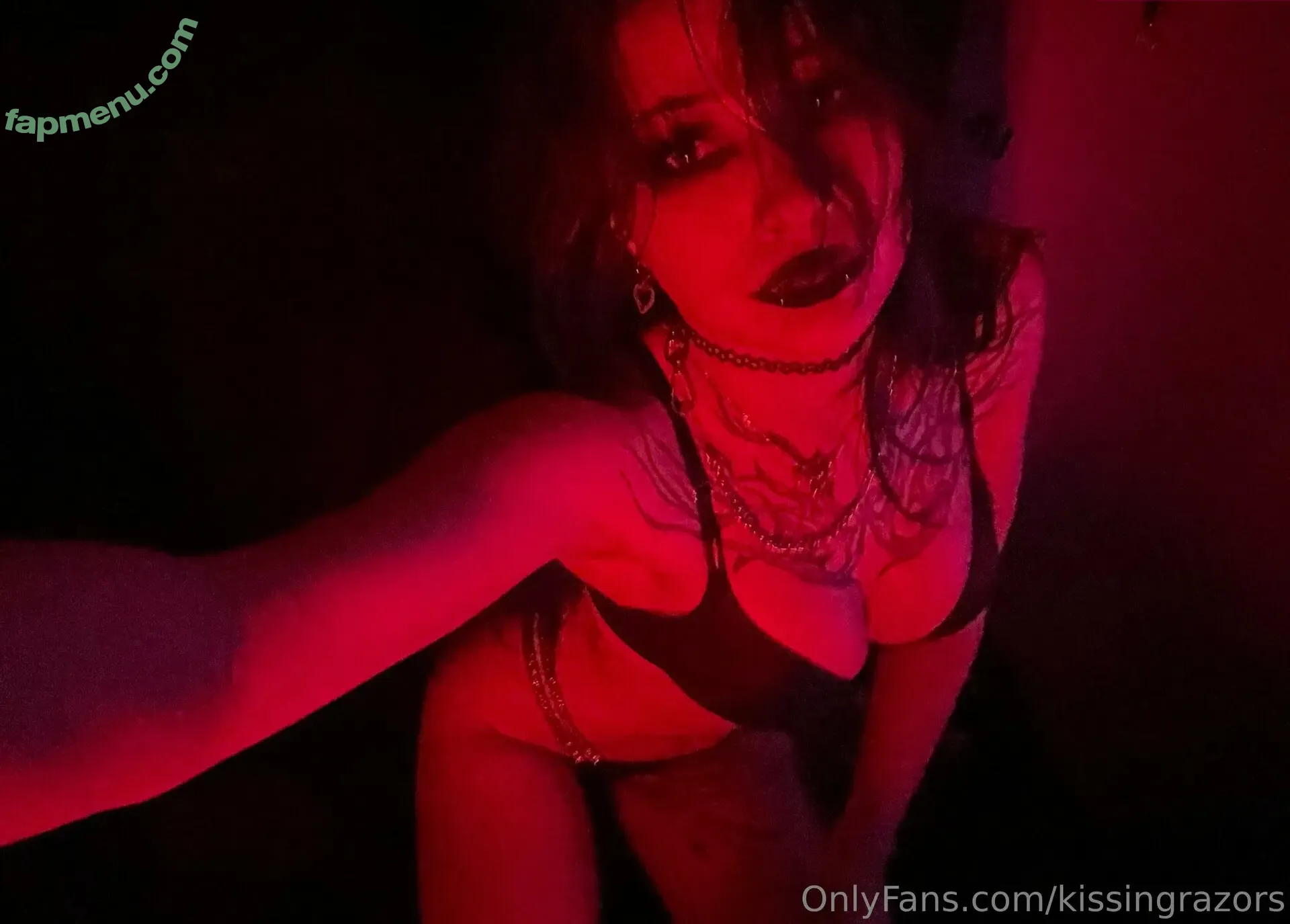 kissingrazors nude photo #0327 (kissingrazors)