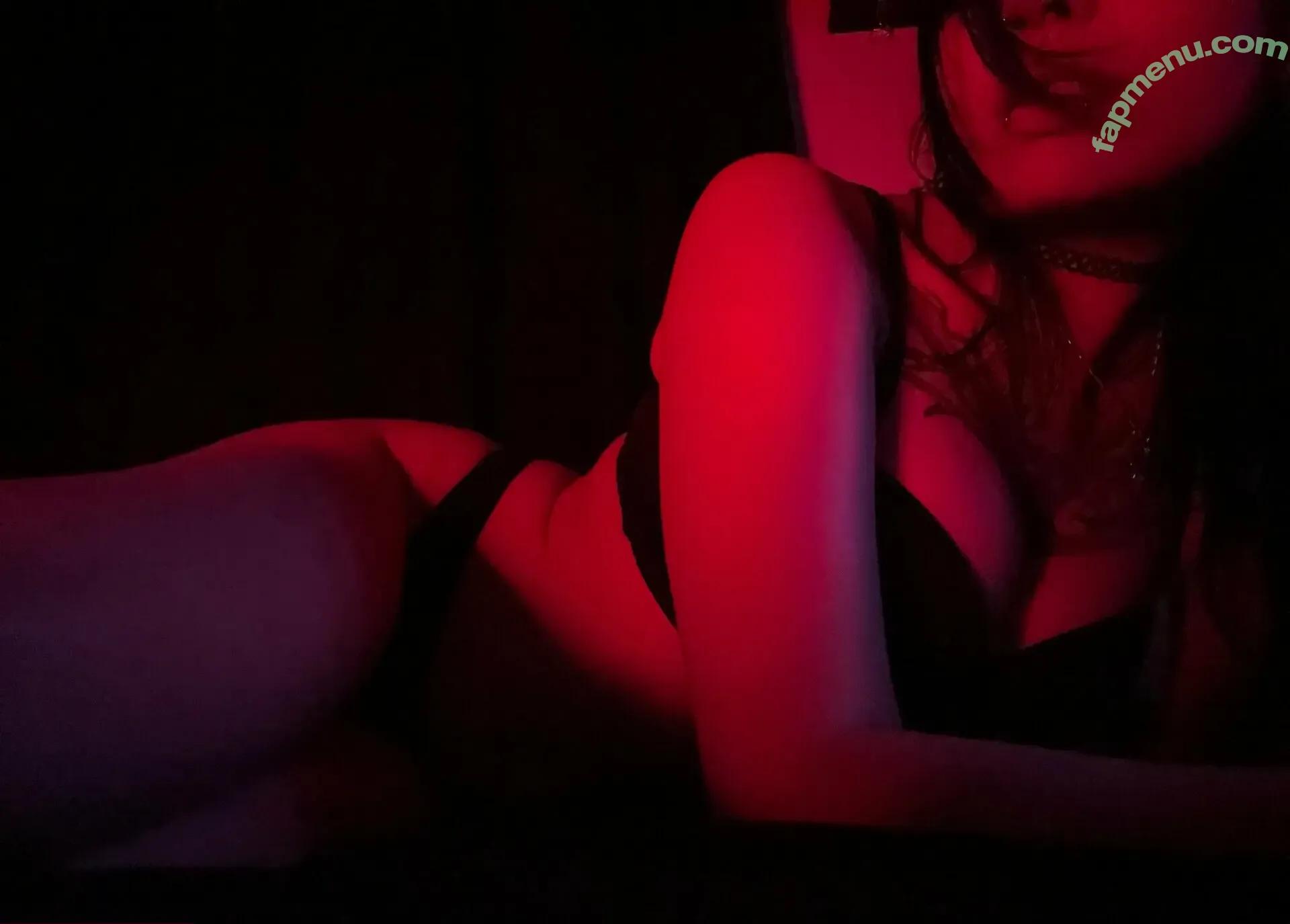 kissingrazors nude photo #0400 (kissingrazors)