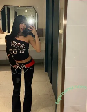 KissLife / Julie / juliephilia / natty_0530 nude photo #0338