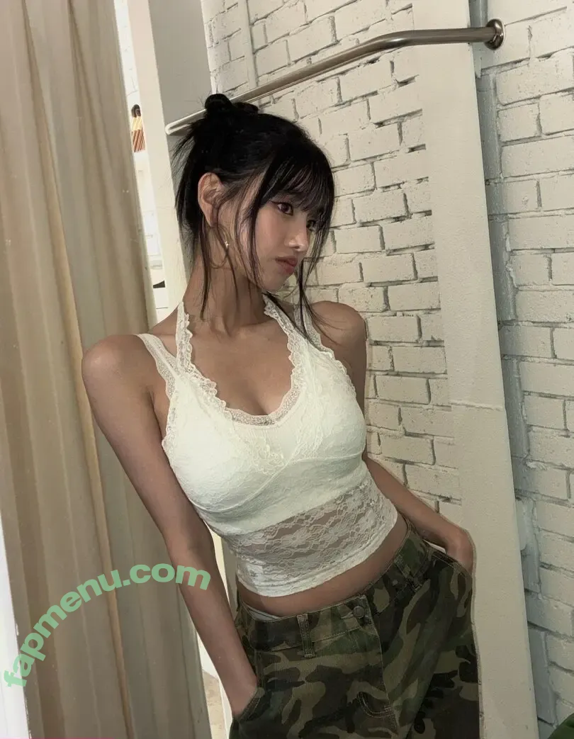 KissLife nude photo #0306 (Julie / juliephilia / natty_0530)